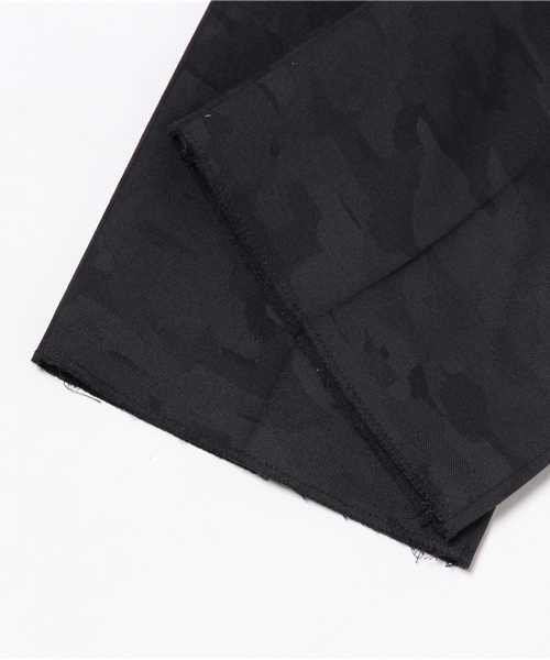 ADAM ET ROPE'(アダムエロペ)の「【Wild Life Tailor】 迷彩 スリムトラウザース(スラックス・メンズ・チャコールグレー/ネイビー・SMALL/LARGE/MEDIUM)」の5枚目の写真