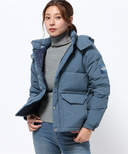 THE NORTH FACE（ザノースフェイス）の「ザ・ノース・フェイス ウイメンズダウンマウンテンパーカー / キャンプシェラショート（ダウンジャケット/コート・レディース・ライトブルー/ネイビー/レッド/レッド系その他/ブラック/オリーブドラブ/ダークブルー・X-LARGE/LARGE/MEDIUM/SMALL）」の11枚目の写真