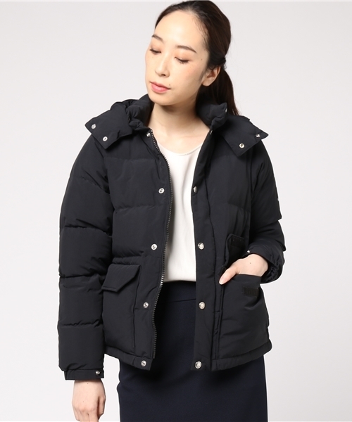 THE NORTH FACE（ザノースフェイス）の「ザ・ノース・フェイス ウイメンズダウンマウンテンパーカー / キャンプシェラショート（ダウンジャケット/コート・レディース・ライトブルー/ネイビー/レッド/レッド系その他/ブラック/オリーブドラブ/ダークブルー・X-LARGE/LARGE/MEDIUM/SMALL）」の2枚目の写真