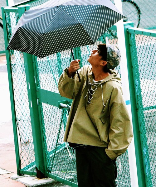 Wpc.（ダブリュピーシー）の「自動開閉 ASCフォールディングアンブレラ【1】（折りたたみ傘・メンズ・ブルー系その他/ブラック/ブラック系その他/グレー系カモフラージュ/グリーン/ネイビー/ストライプ/グリーン系その他/ブラック系その他2/ホワイト系その他/ドット・FREE）」の2枚目の写真