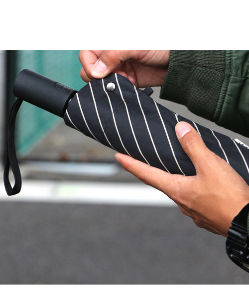 Wpc.（ダブリュピーシー）の「自動開閉 ASCフォールディングアンブレラ【1】（折りたたみ傘・メンズ・ブルー系その他/ブラック/ブラック系その他/グレー系カモフラージュ/グリーン/ネイビー/ストライプ/グリーン系その他/ブラック系その他2/ホワイト系その他/ドット・FREE）」の18枚目の写真