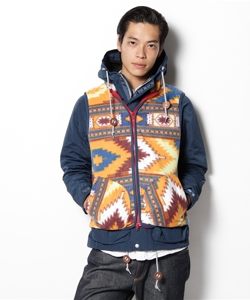 WEGO(ウィゴー)の「6040クロスマウンテンPK(マウンテンパーカー・メンズ・ブラック/ベージュ/ネイビー/レッド/ロイヤルブルー/オレンジ・MEDIUM/LARGE)」の11枚目の写真