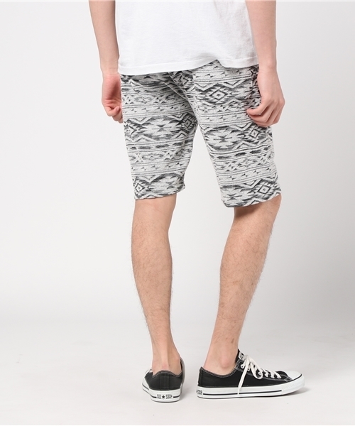 VENCEEXCHANGE（ヴァンスエクスチェンジ）の「オルテガパイルジャガードショートパンツ             （その他パンツ・メンズ・ネイビー/アッシュグレー・LARGE/MEDIUM）」の4枚目の写真