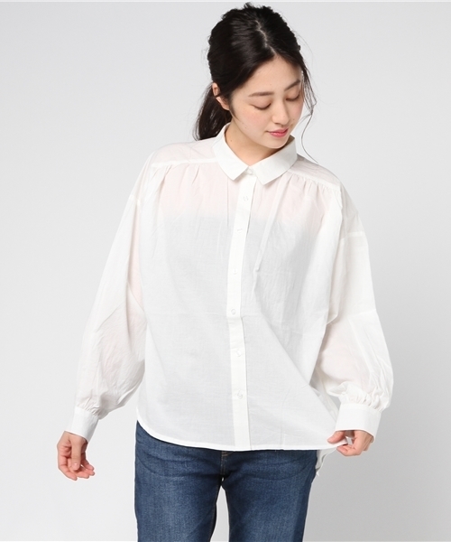 LBC（エルビーシー）の「60ローンビッグブラウス             （シャツ/ブラウス・レディース・ホワイト/ダークグリーン・MEDIUM/LARGE）」の2枚目の写真