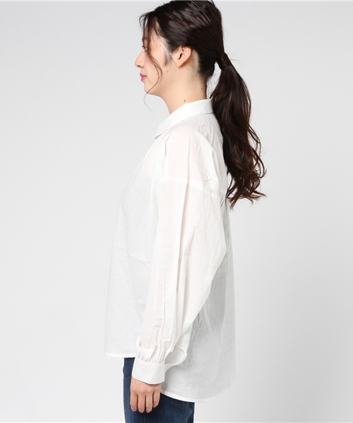 LBC（エルビーシー）の「60ローンビッグブラウス             （シャツ/ブラウス・レディース・ホワイト/ダークグリーン・MEDIUM/LARGE）」の4枚目の写真