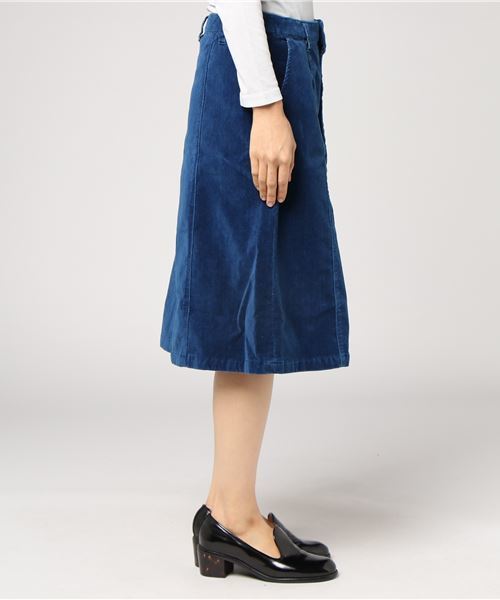 SLOBE IENA(スローブイエナ)の「LE DENIM ベルベットスカート◆(スカート・レディース・ネイビー/ブルー・36/38/40)」の3枚目の写真