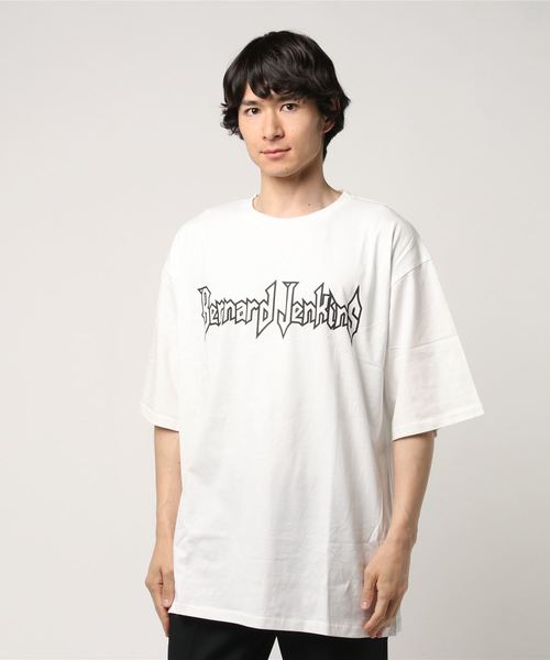 COLLARS（カラーズ）の「【Bernard Jenkins/ バーナードジェンキンス】ビッグシルエットTシャツ ロゴプリント（Tシャツ/カットソー・メンズ・ブラック/レッド/サックスブルー/杢グレー/ホワイト・L/M/XL）」の2枚目の写真
