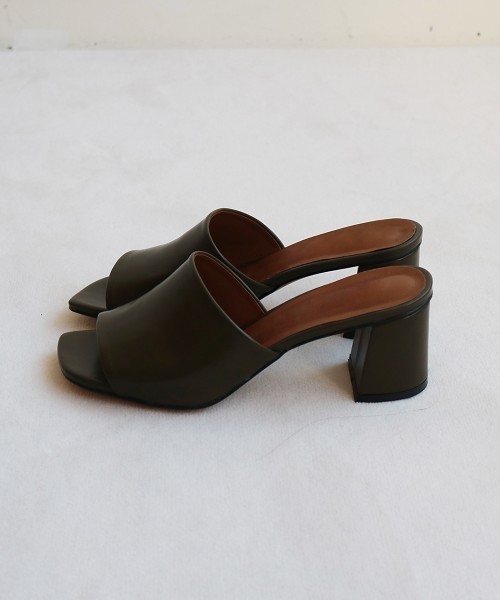 TODAYFUL（トゥデイフル）の「スクエアーオープントゥーサンダル（サンダル・レディース・カーキ/キナリ/キャメル・36inch/38inch/37inch）」の11枚目の写真