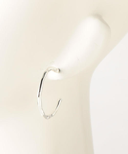 BEAUTY&YOUTH UNITED ARROWS（ビューティーアンドユースユナイテッドアローズ）の「BY メタルタタキC ピアス о（ピアス（両耳用）・レディース・シルバー/ゴールド・FREE）」の7枚目の写真