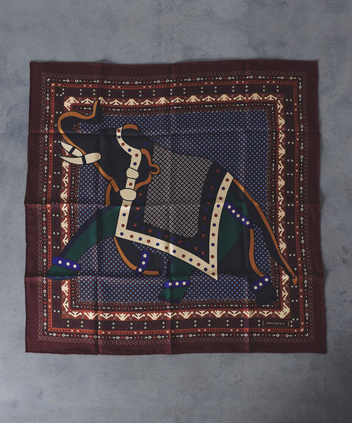 SOVEREIGN（ソブリン）の「＜SOVEREIGN（ソブリン）＞ ADMLY ELPHNT S（バンダナ/スカーフ・メンズ・ダークグリーン/ワインレッド・FREE）」の7枚目の写真