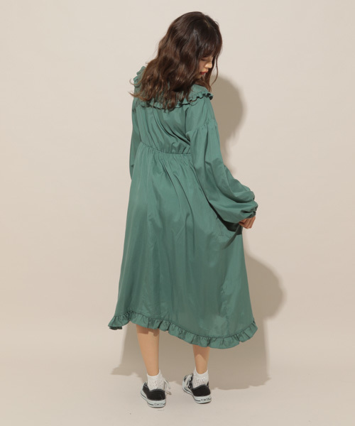 apres jour（アプレジュール）の「フリル襟ワンピース【ZOZOTOWN限定