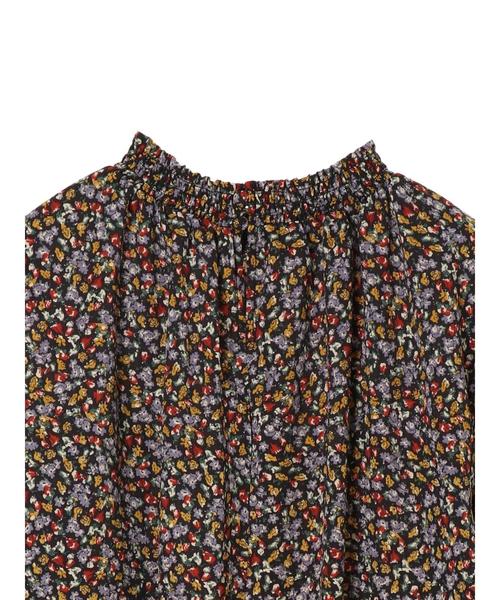 YECCA VECCA(イェッカヴェッカ)の「・小花プリントハイネックブラウス(シャツ/ブラウス・レディース・マルチ/ラベンダー・FREE)」の13枚目の写真