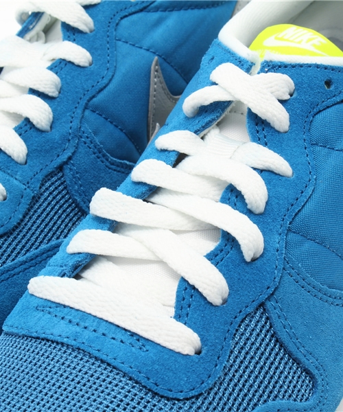 And A（アンドエー）の「NIKE INTERNATIONALIST（スニーカー・メンズ・グレー/ブルー/オレンジ・26.0cm/27.0cm/28.0cm）」の4枚目の写真