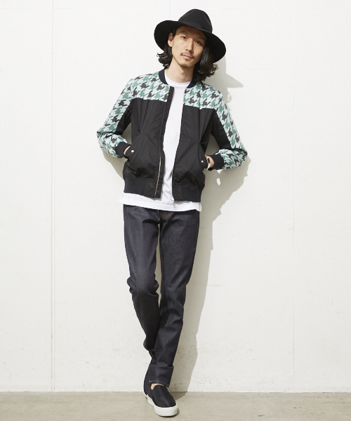 JOHN LAWRENCE SULLIVAN(ジョンローレンスサリバン)の「JOHN LAWRENCE SULLIVAN ストレッチテーパードデニム(デニムパンツ・メンズ・ブラック/ダークブルー/ホワイト・40/34/38/36)」の17枚目の写真