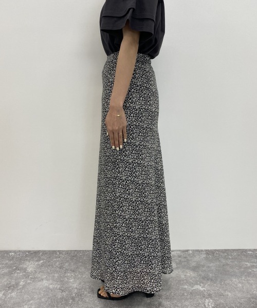 LOWRYS FARM（ローリーズファーム）の「コバナキリカエフレアスカート　886090（スカート・レディース・ブラック/グリーン/アイボリー・FREE）」の8枚目の写真