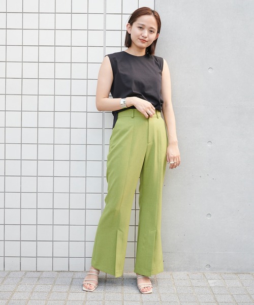 STUDIOUS（ステュディオス）の「【STUDIOUS】ボタニカルアンクルフレアパンツ（その他パンツ・レディース・ベージュ/グリーン・1/2）」の8枚目の写真