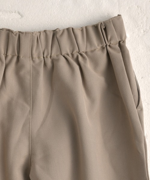 classicalelf（クラシカルエルフ）の「キッズ タック入りウエストゴム無地テーパードパンツ(フルレングス)（その他パンツ・キッズ・グリーン/ライトベージュ/ブラック/ベージュ・140/130/150）」の15枚目の写真