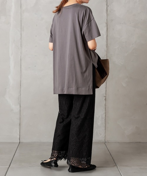 PUAL CE CIN（ピュアルセシン）の「フォトプリントT（Tシャツ/カットソー・レディース・グレー/レッド/オフホワイト/グレー系その他・FREE）」の6枚目の写真