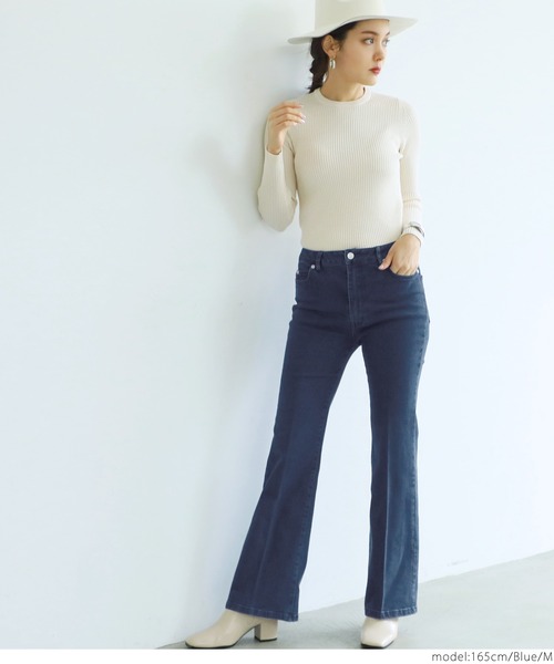 coca（coca）（コカ）の「ロング丈美脚フレアデニム（デニムパンツ・レディース・ブルー/ブラック・LARGE/MEDIUM）」の12枚目の写真