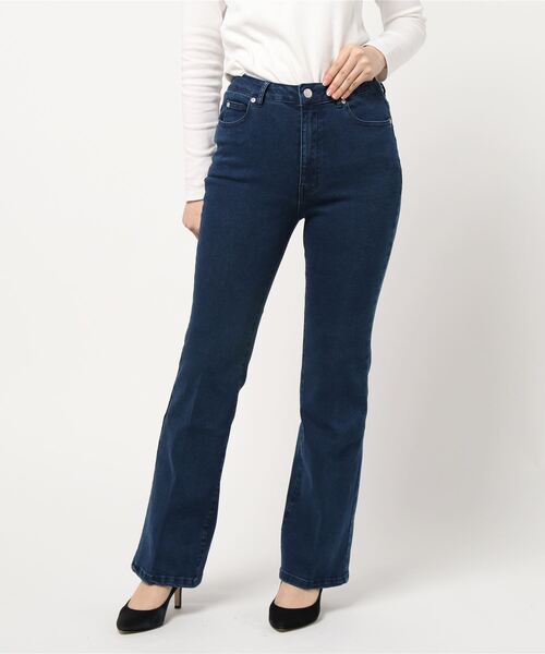 coca（coca）（コカ）の「ロング丈美脚フレアデニム（デニムパンツ・レディース・ブルー/ブラック・LARGE/MEDIUM）」の15枚目の写真