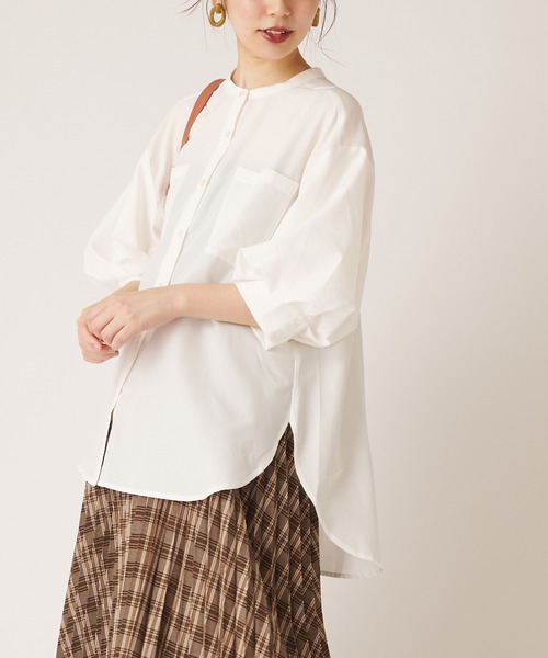 natural couture(ナチュラルクチュール)の「たっぷりボリューム袖ブラウス(シャツ/ブラウス・レディース・オフホワイト/ブルーグレー/モカ/その他1・FREE)」の2枚目の写真