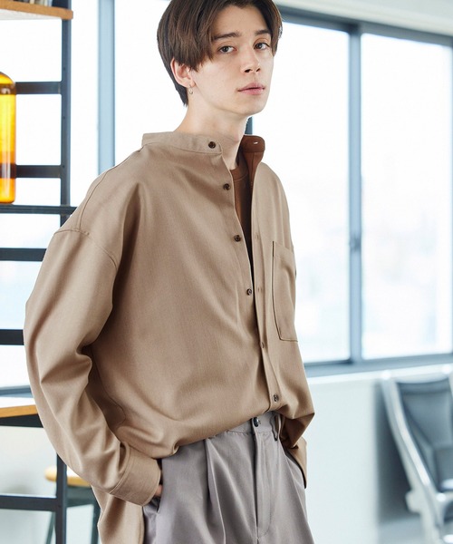 MONO-MART(モノマート)の「TRストレッチ スーパービッグシルエットバンドカラーシャツ(シャツ/ブラウス・メンズ・オフホワイト/ブラック/ライトグレー/グレー系その他/ダークブラウン/ベージュ系その他/グレー系その他2/グレー系その他3/ブルー・FREE)」の8枚目の写真