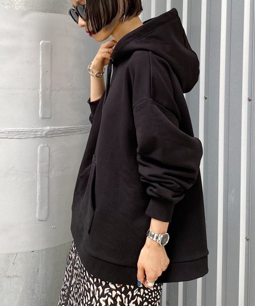 PAGEBOY（ページボーイ）の「プチロゴウラケパーカー（パーカー・レディース・バイオレット/グレイッシュベージュ/モカ/ブラック・FREE）」の14枚目の写真