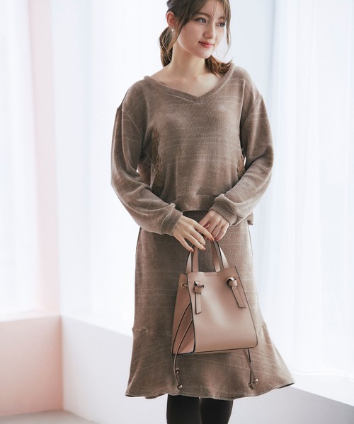 tocco closet(トッコ クローゼット)の「ドロスト付きマルチWAYフェイクレザー軽量トートバッグ(ショルダーバッグ・レディース・ピンクベージュ/ベージュ系その他/グレイッシュベージュ/グレー・FREE)」の20枚目の写真