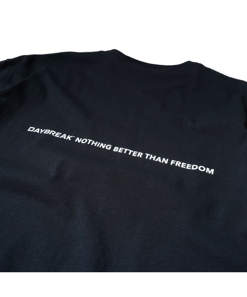 BENCH'S SELECT(ベンチセレクト)の「《DAY BREAK》BIG Tee(Tシャツ/カットソー・メンズ・ブラック/ホワイト・LARGE/MEDIUM)」の8枚目の写真