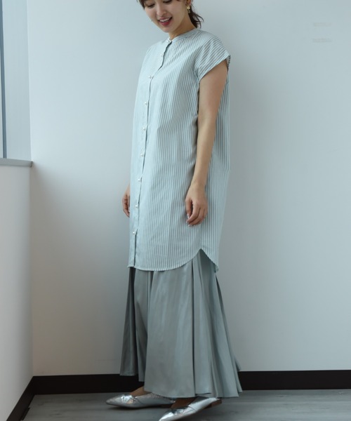 INTERPLANET(インタープラネット)の「レザーライクサテンスカート(スカート・レディース・グリーン/モカ/グレイッシュベージュ・FREE)」の5枚目の写真