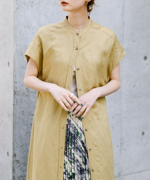 SENSE OF PLACE by URBAN RESEARCH（センスオブプレイスバイアーバンリサーチ）の「バンドカラーシャツワンピース（ワンピース・レディース・オフホワイト/ブラック/イエロー/グレー・ONE）」の4枚目の写真