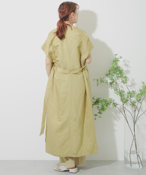 SENSE OF PLACE by URBAN RESEARCH（センスオブプレイスバイアーバンリサーチ）の「バンドカラーシャツワンピース（ワンピース・レディース・オフホワイト/ブラック/イエロー/グレー・ONE）」の12枚目の写真