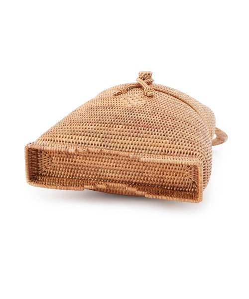 MADEMOISELLE ROPE'（マドモアゼル ロペ）の「【BALI WERKSTATTE】ポッド カゴバッグ（かごバッグ・レディース・ベージュ・FREE）」の8枚目の写真