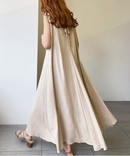 UNRELISH（アンレリッシュ）の「バックシャンテントサックワンピース（ワンピース・レディース・ブラウン/ライトグリーン/ベージュ・MEDIUM）」の8枚目の写真