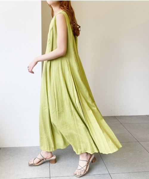 UNRELISH（アンレリッシュ）の「バックシャンテントサックワンピース（ワンピース・レディース・ブラウン/ライトグリーン/ベージュ・MEDIUM）」の14枚目の写真