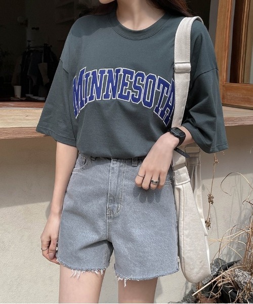 SONA（ソナ）の「SONYUNARA MINNESOTA配色刺繍ポイント半袖Ｔシャツ（Tシャツ/カットソー・レディース・ライトグレー/ブラック/ダークグリーン/パープル/ピンク/ブルー・FREE）」の16枚目の写真