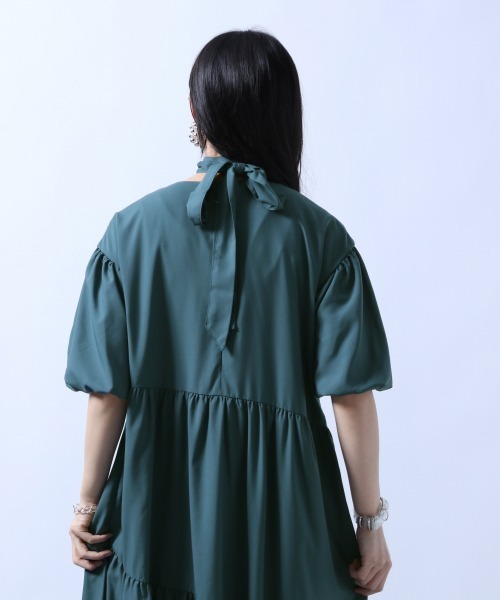 HARE（ハレ）の「ボリュームスリーブティアードワンピ-ス(HARE)（シャツワンピース・レディース・ブラック/グリーン・FREE）」の11枚目の写真