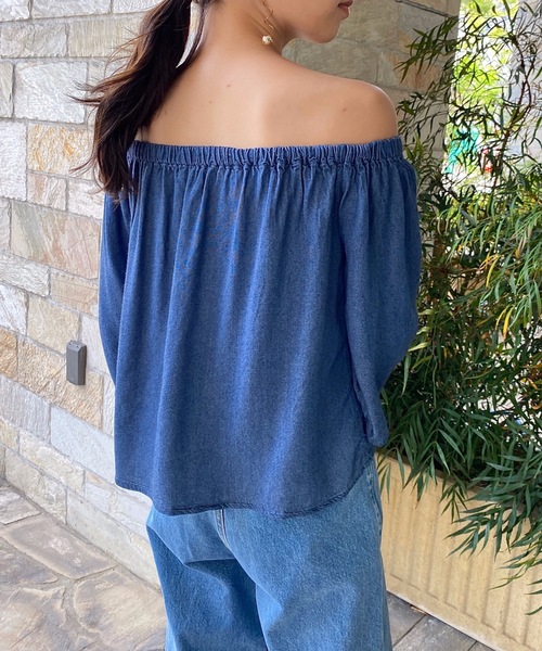 StyleSea（スタイルシー）の「レーヨンデニムオフショルダートップス（シャツ/ブラウス・レディース・サックスブルー/ブルー・FREE）」の12枚目の写真