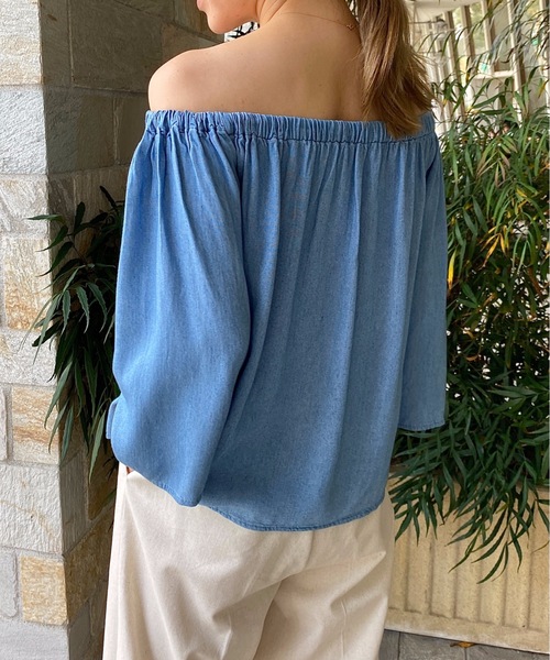 StyleSea（スタイルシー）の「レーヨンデニムオフショルダートップス（シャツ/ブラウス・レディース・サックスブルー/ブルー・FREE）」の22枚目の写真