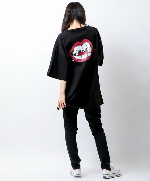 RE730(アールイーセブンサーティー)の「RE730 なみおくんバックプリント ビッグシルエットTシャツ(Tシャツ/カットソー・メンズ・ホワイト/ブラック・M/L)」の21枚目の写真