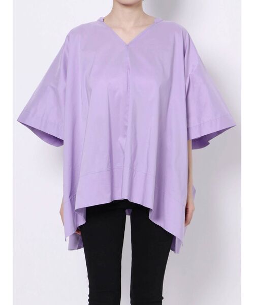 ELENDEEK（エレンディーク）の「スクエアポンチョブラウス（シャツ/ブラウス・レディース・オフホワイト/ブラック/ラベンダー・FREE）」の5枚目の写真