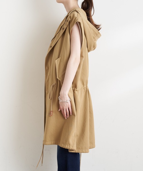 CIAOPANIC TYPY(チャオパニックティピー)の「ミリタリーフードロングベスト(ベスト・レディース・カーキ/ベージュ・ONE SIZE)」の10枚目の写真