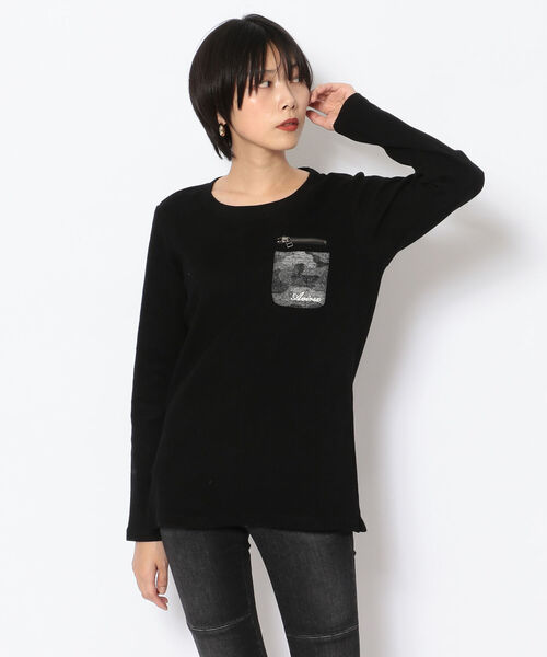 AVIREX（アヴィレックス）の「カモコンビ ポケットティーシャツ/ L-L/S CAMO COMBI POCKET T-SHIRT（Tシャツ/カットソー・レディース・ブラック/オレンジ/オフホワイト・MEDIUM/LARGE/SMALL）」の3枚目の写真