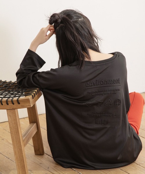 Mysa&Liina(ミーサリーナ)の「立体ロゴロンTシャツ(Tシャツ/カットソー・レディース・ブラック/オフホワイト/ダークオレンジ・M)」の3枚目の写真