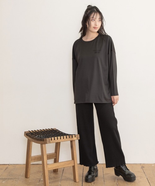 Mysa&Liina(ミーサリーナ)の「立体ロゴロンTシャツ(Tシャツ/カットソー・レディース・ブラック/オフホワイト/ダークオレンジ・M)」の5枚目の写真