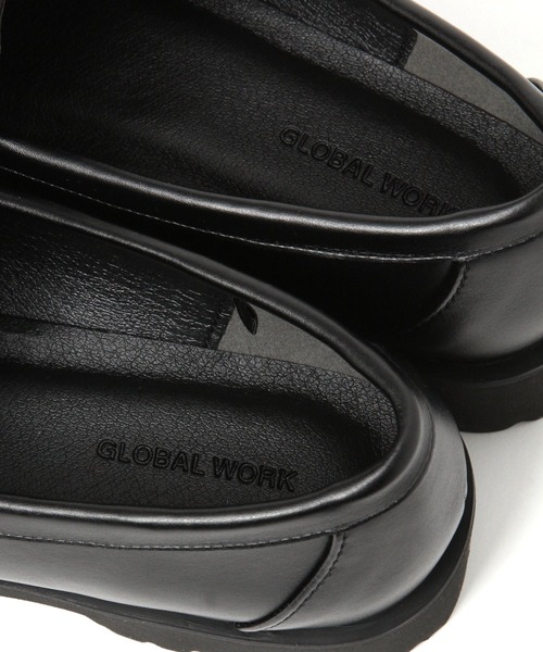さらです。 GLOBAL WORK（グローバルワーク）の「厚底ビットローファー/227954