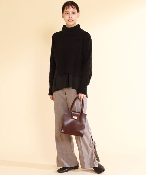 Ray BEAMS(レイビームス)の「Ray BEAMS / ケーブル バック プリーツ ハイネック ニット(ニット/セーター・レディース・オフホワイト/ブラック/ベージュ・ONE SIZE)」の20枚目の写真