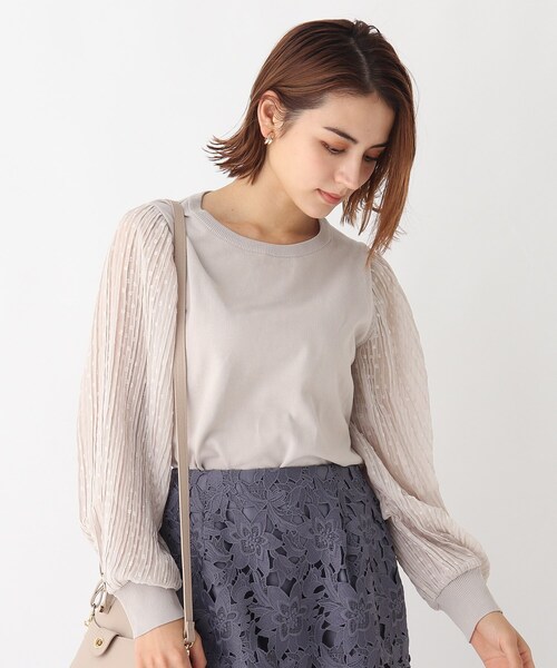 AG by aquagirl(エージーバイアクアガール)の「◆袖ドットシフォンプリーツニットプルオーバー【WEB限定サイズ】(ニット/セーター・レディース・ブルー/ライトグレー/オフホワイト/ブラック・36/38/40)」の4枚目の写真