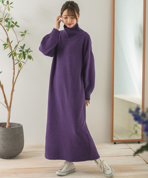 ITEMS URBANRESEARCH（アイテムズ アーバンリサーチ）の「タートルネックニットワンピース（ワンピース・レディース・ブラウン/パープル/ベージュ/チャコールグレー・FREE）」の5枚目の写真