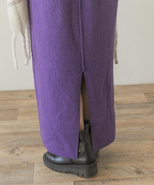 ITEMS URBANRESEARCH（アイテムズ アーバンリサーチ）の「タートルネックニットワンピース（ワンピース・レディース・ブラウン/パープル/ベージュ/チャコールグレー・FREE）」の15枚目の写真